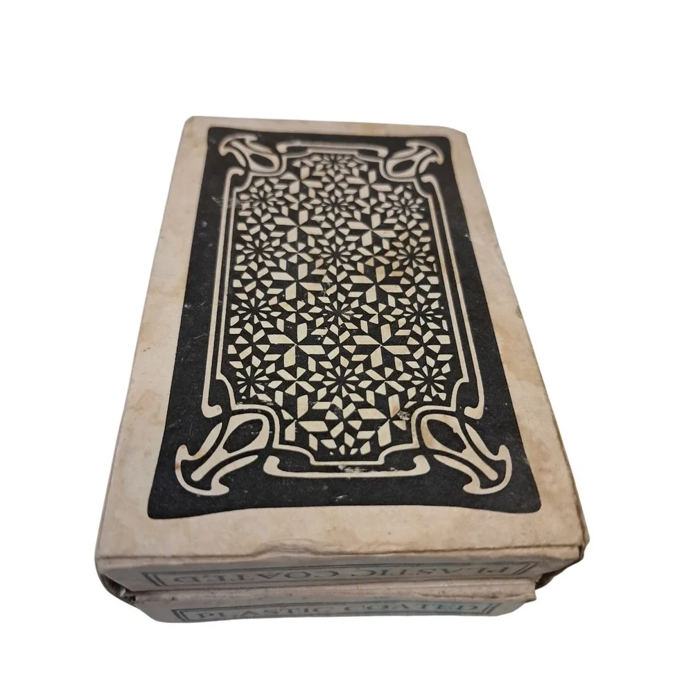 Custom Playing Cards Dogs Paw‎ Prints Poker Dual Decks Plastic Coated New Sealed
